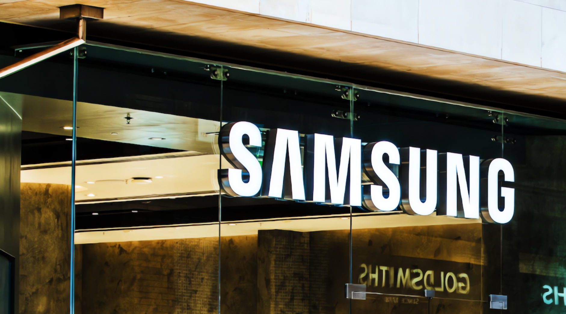 SAMSUNG VI PHẠM DỮ LIỆU LÀM LỘ THÔNG TIN CÁ NHÂN CỦA KHÁCH HÀNG