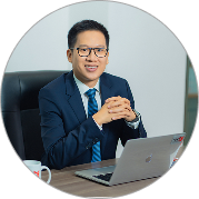 Ông Khổng Huy Hùng